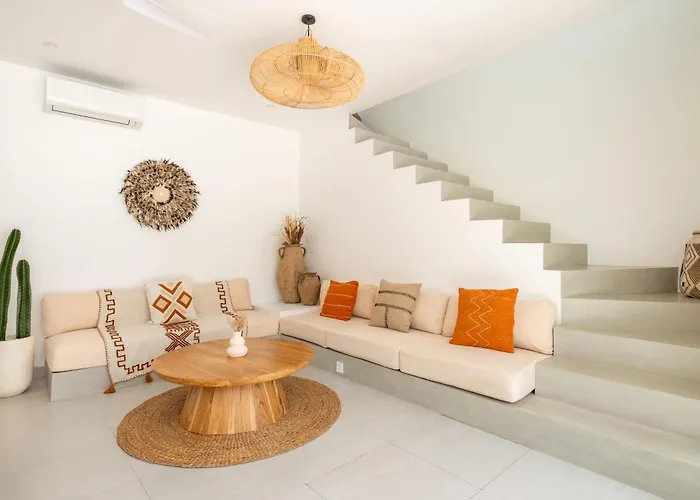 Arch * Canggu